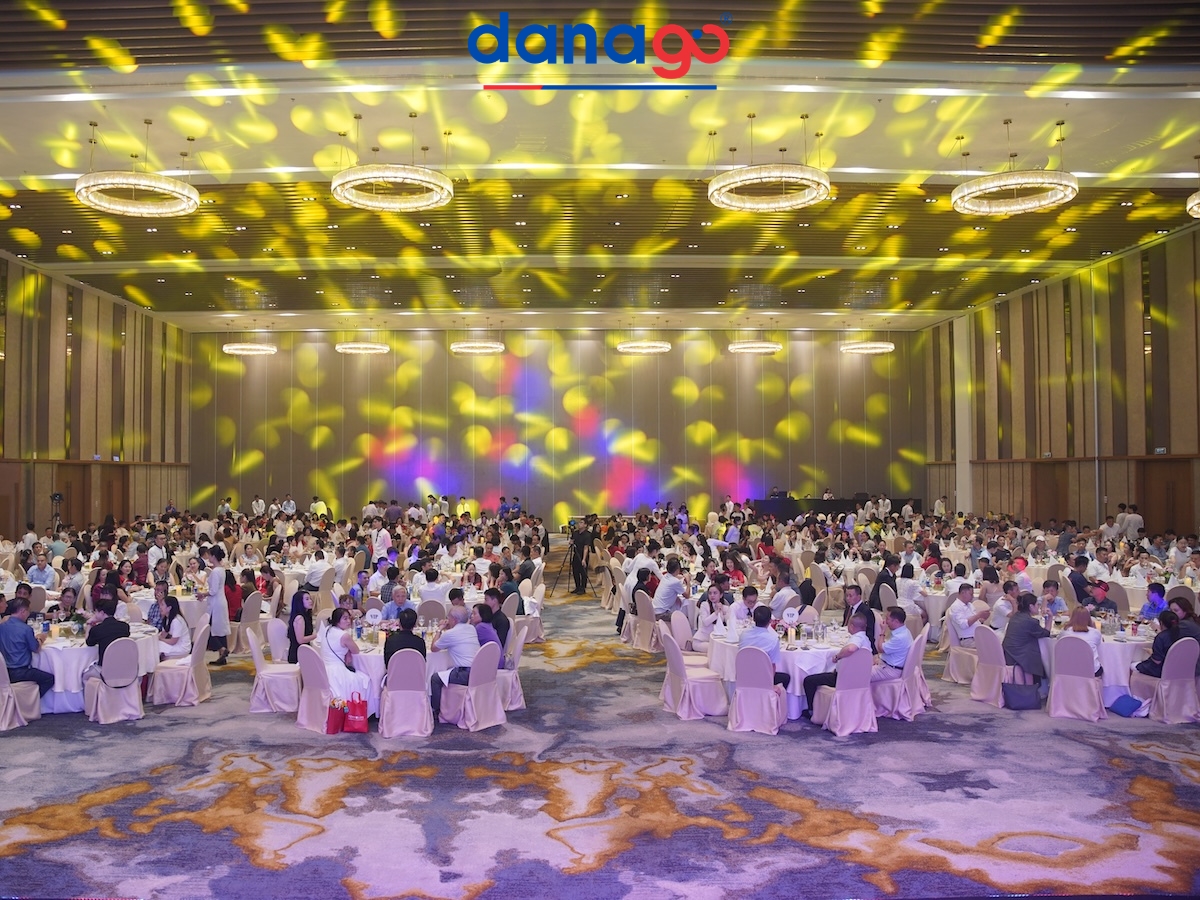 DANAGO tổ chức Year End Party cho đoàn quy mô lớn tại Đà Nẵng